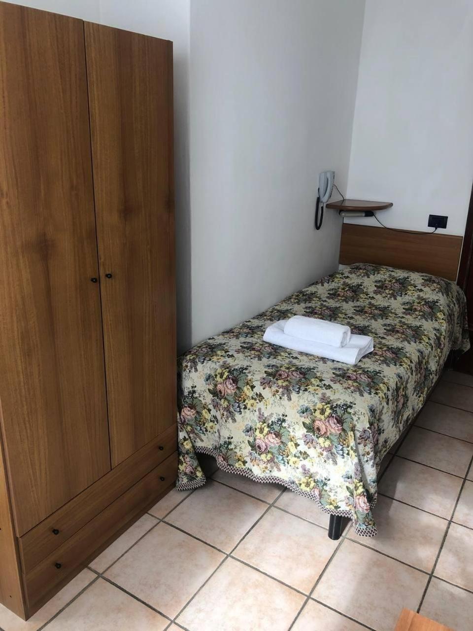 Be Me Hotel Helvetia Tabiano Terme Екстериор снимка